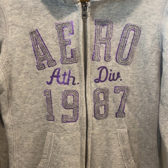 💥3/$20💥 Aeropostale gray zip up hoodie size large - Picture 3 of 13